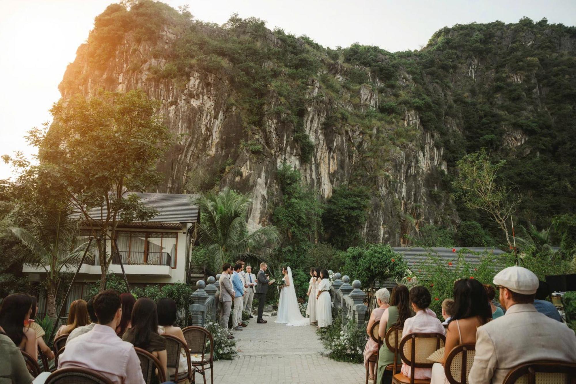 Athena Premier Resort Ninh Binh Exterior foto